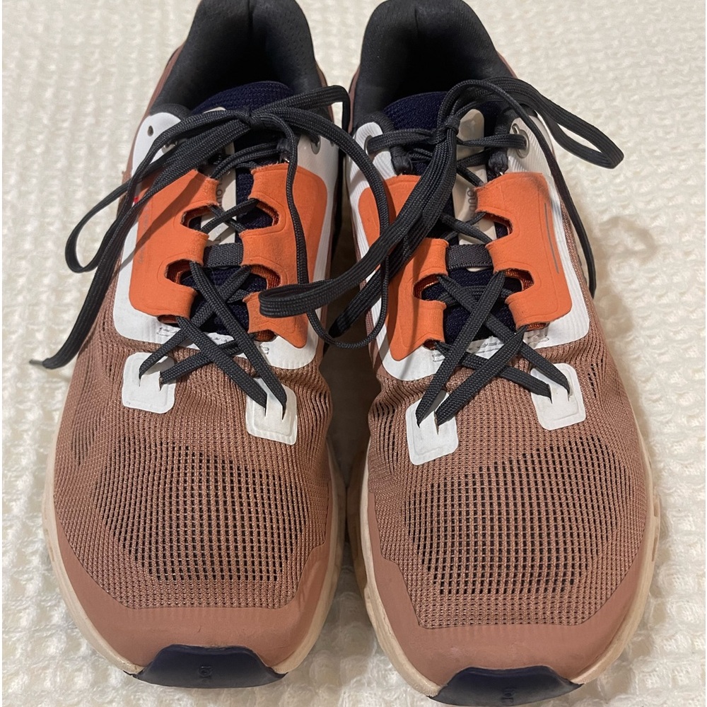 Woman’s Cloud Stratus 2 Running Shoe Cork/Fawn